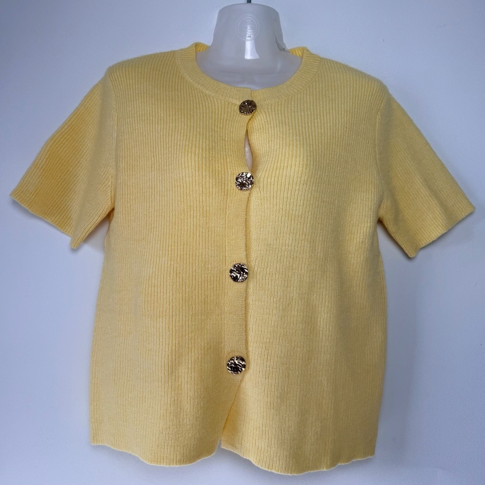SHORT SLEEVE BUTTON FRONT KNIT TOP - LEMON YELLOW Boxy oversized S/L Boxy